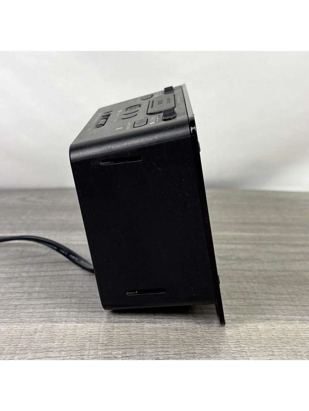 Sony Dream Machine Dual Alarm Clock Radio (Model ICF-C414)